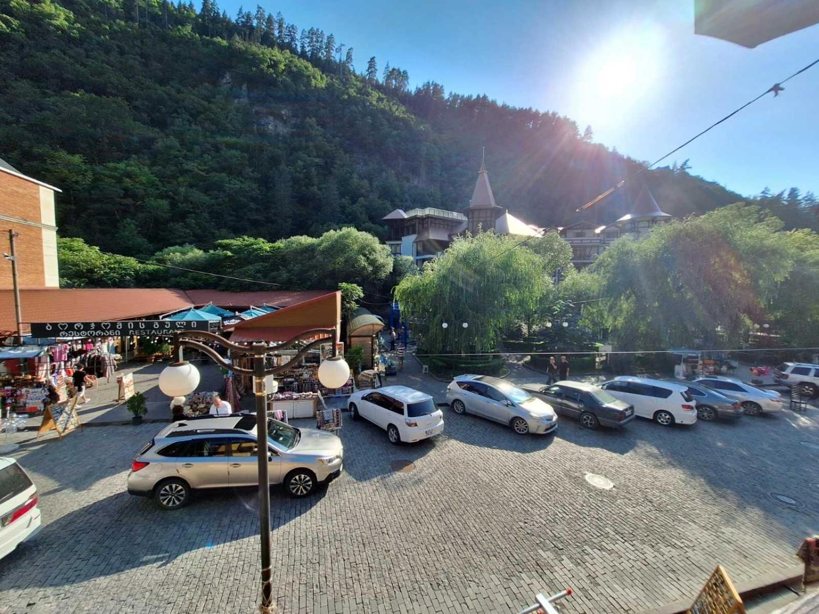 Alongside Park Borjomi Hotel Exterior foto